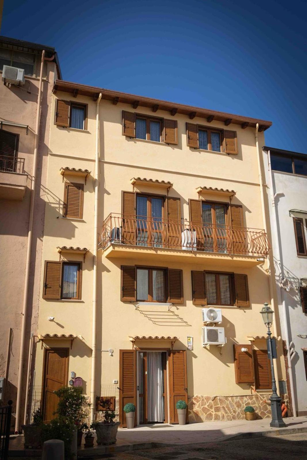 Sunshine Apartments Trappeto  Exterior foto